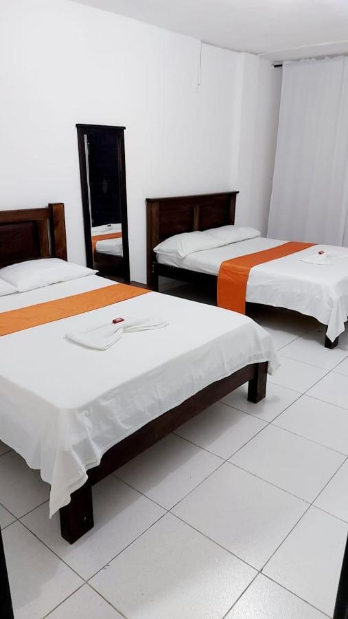 Aparta Hotel El Cacique Upar 巴耶杜帕尔 外观 照片